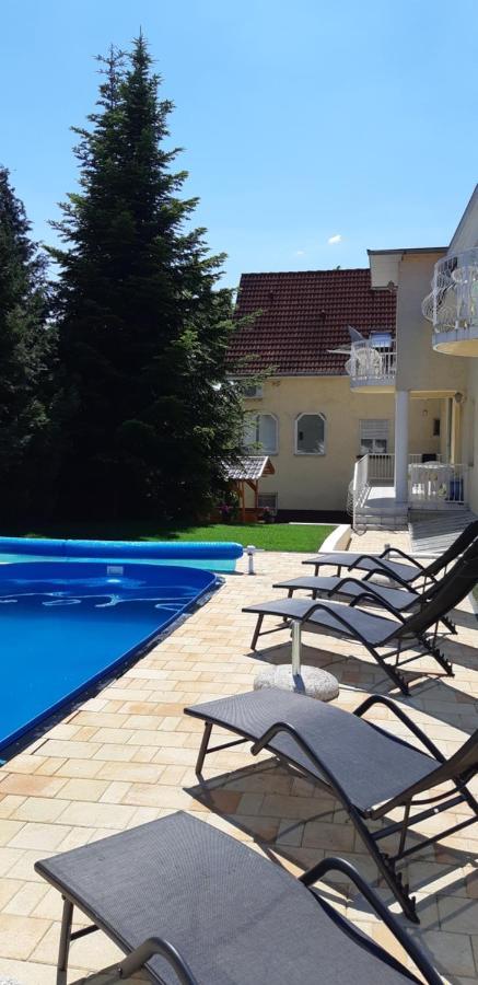 Janko Apartman Hotel Siofok Exterior photo