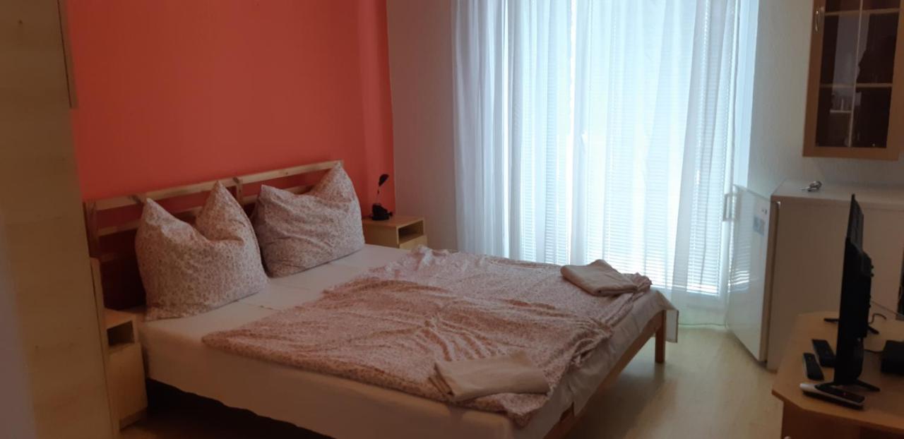 Janko Apartman Hotel Siofok Exterior photo