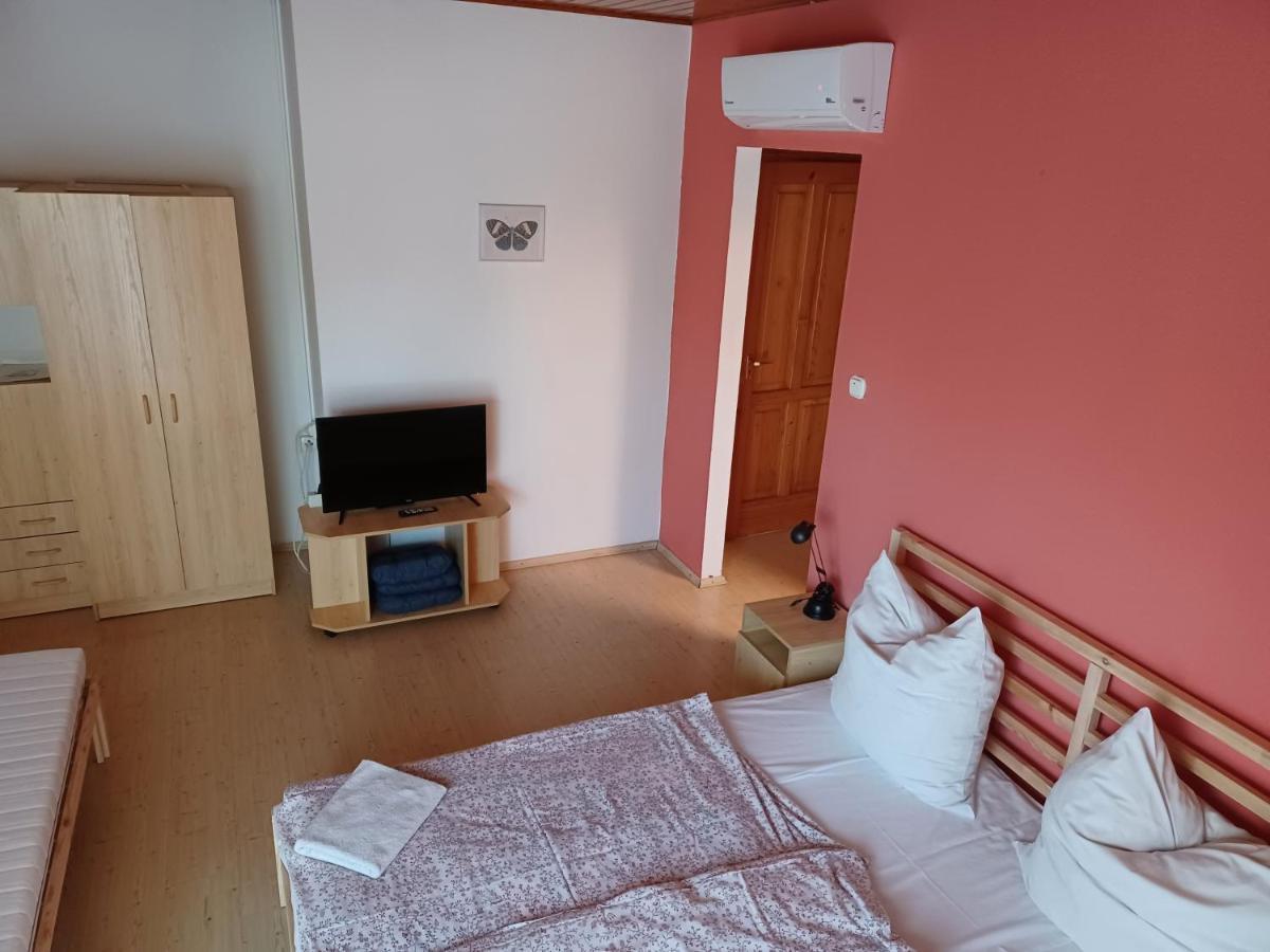 Janko Apartman Hotel Siofok Exterior photo